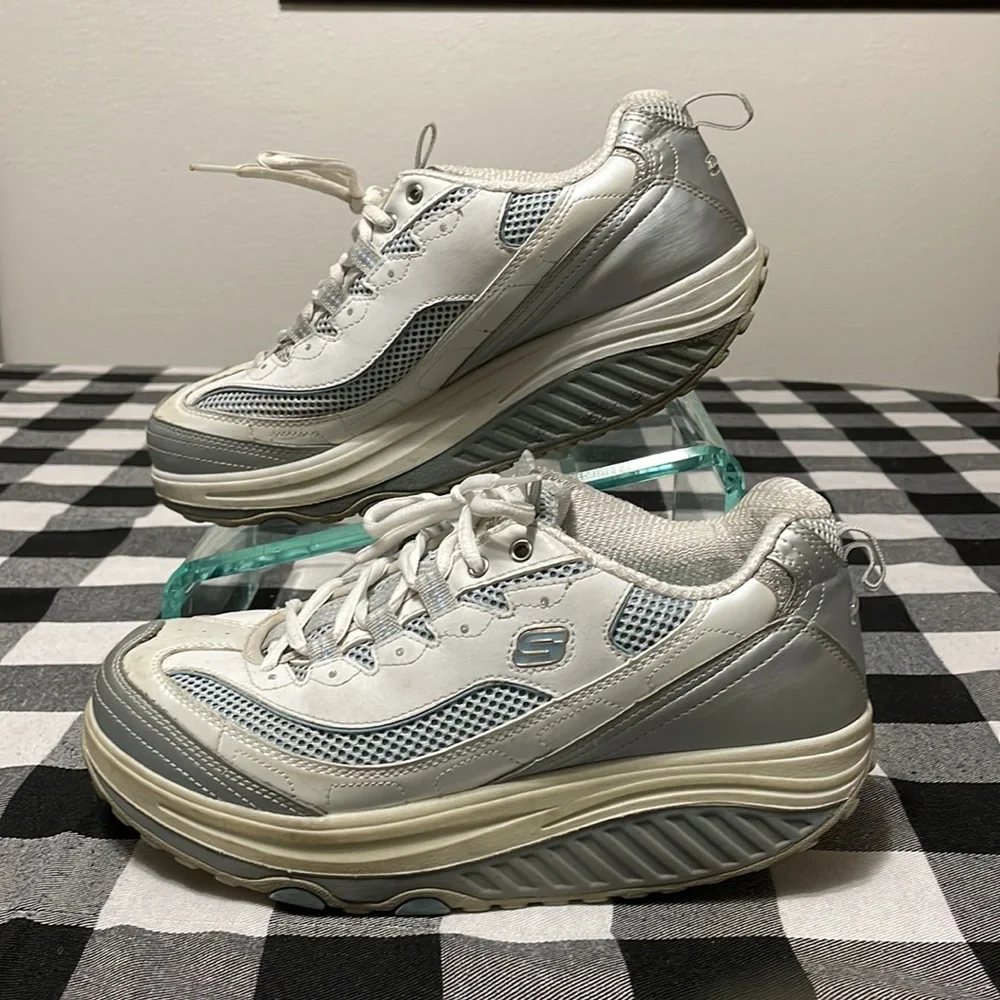 SKECHERS Shape Ups Walking Toning Sneaker Shoes 11803 Blue/White/Silver Size 9.5